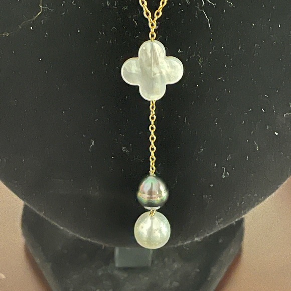 Christmas/Birthday gift! Brand new gold and pearl necklace! - Picture 4 of 5